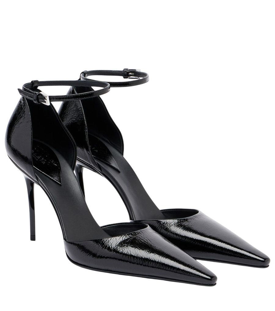 Alaïa D'Orsay 90 décolleté in pelle verniciata