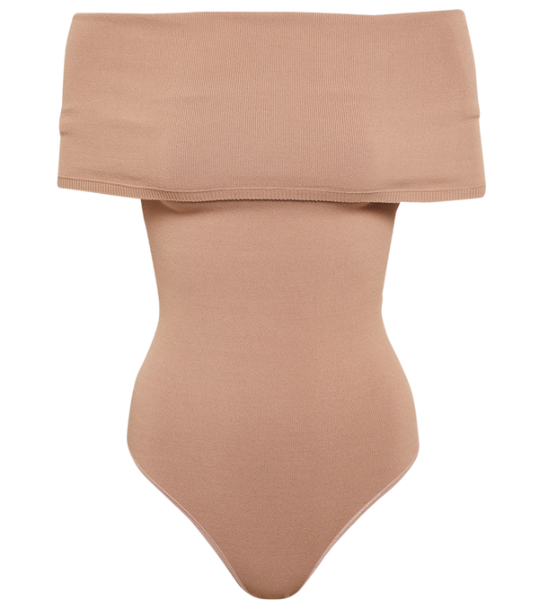 Alaïa Body com ombros à mostra