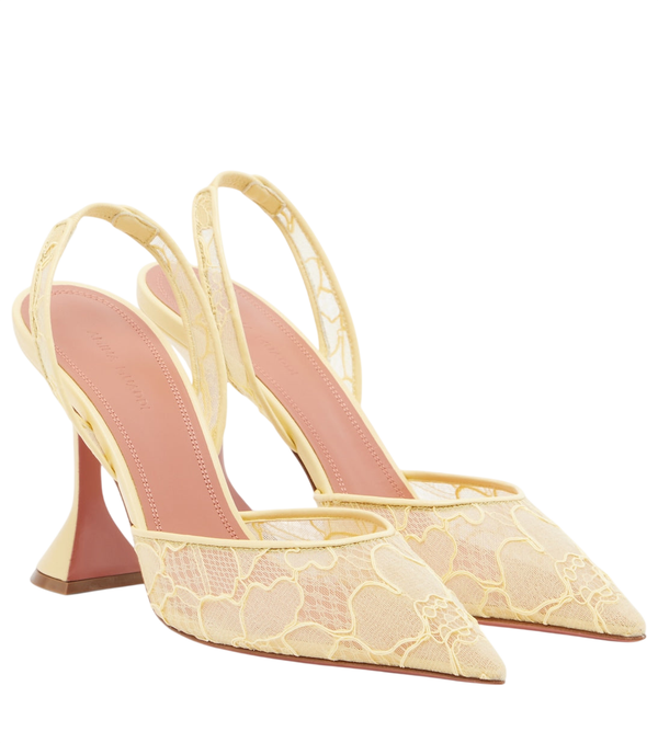 Amina Muaddi Holli sapatos de salto slingback com detalhes em couro e renda