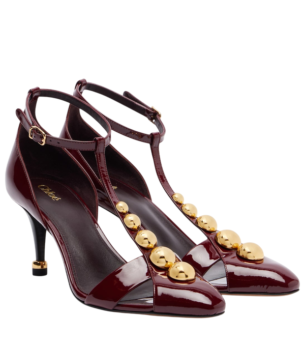 Chloé Cleia 70 sapatos de salto alto em couro envernizado com tachas