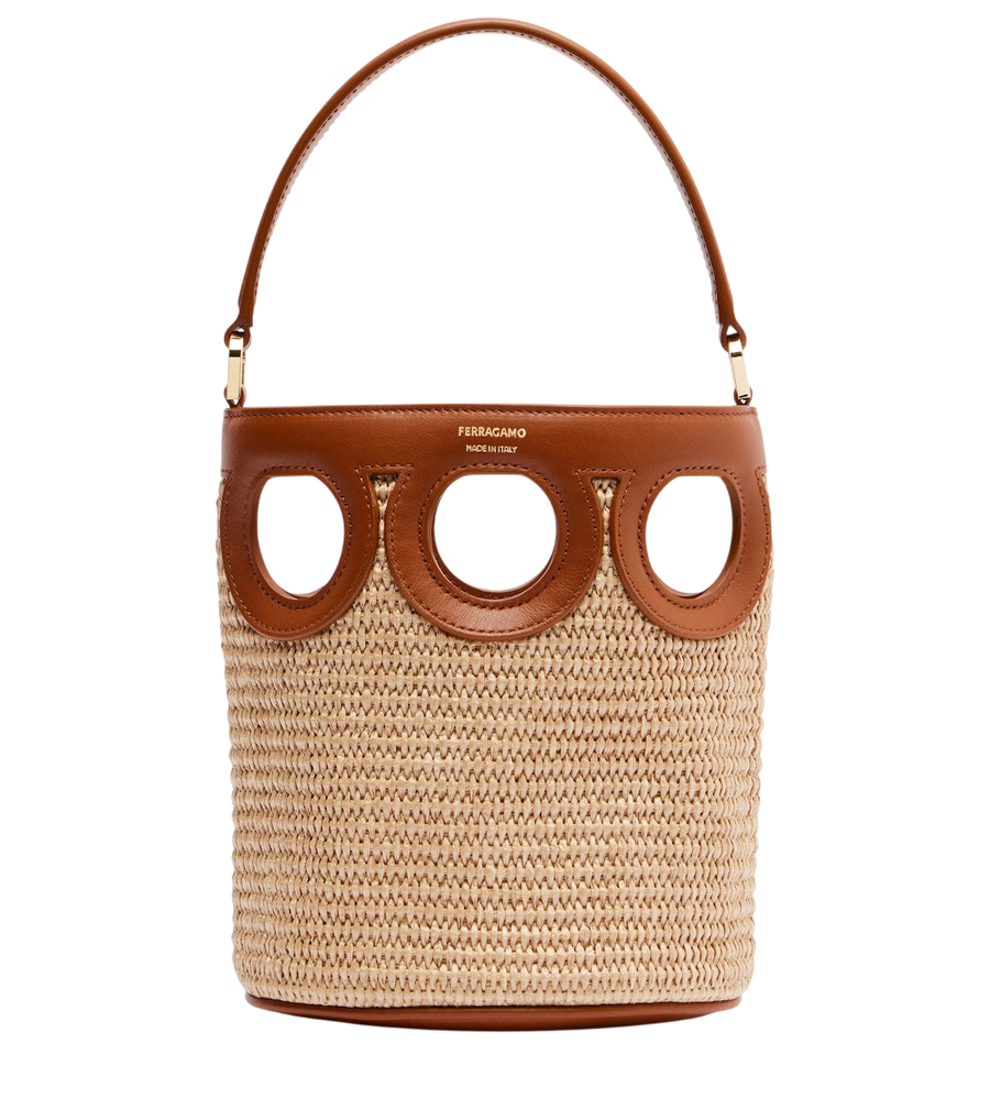 Petit sac seau Gancini en raphia Ferragamo