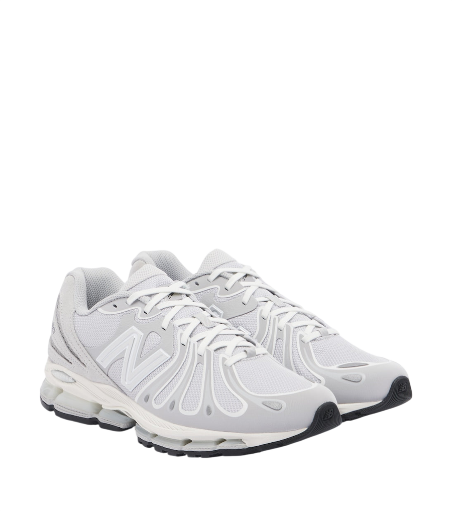 New Balance 1890 sneakers con finiture in pelle scamosciata