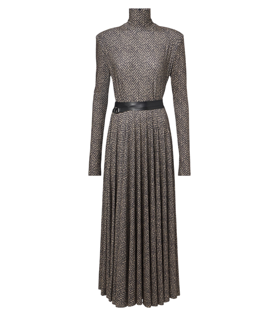 Vestido largo plisado de espiga de Norma Kamali