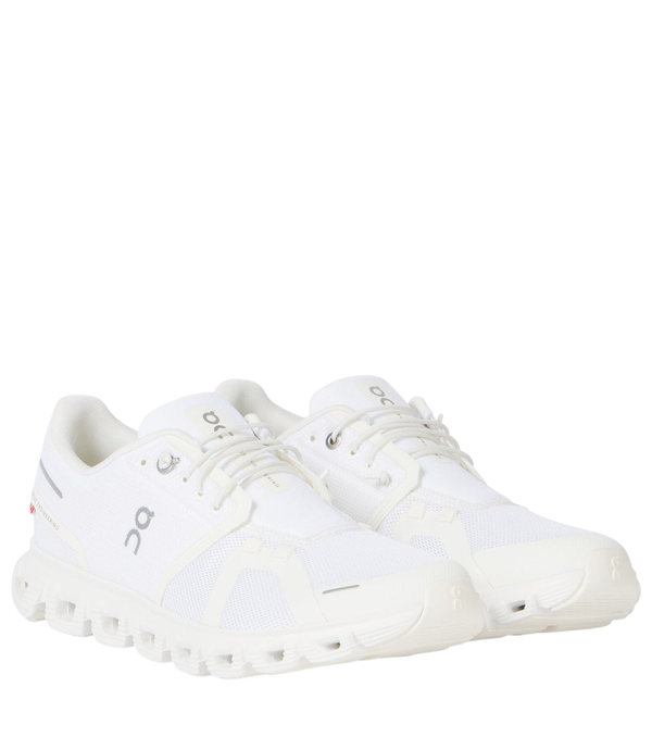 On Cloud 6 running shoes
