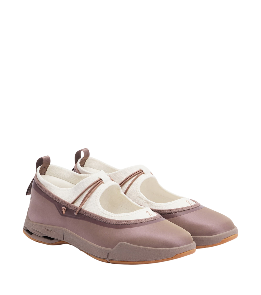 On Cloudnova Moon slip-on sneakers