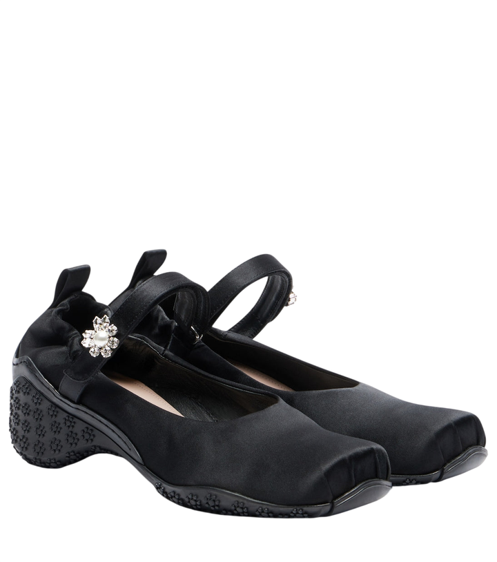 Simone Rocha Ballet Runner embellished ballet flats [white-bg-v2:6859d185-5a8b-4abf-b8e1-182bb241b17d]