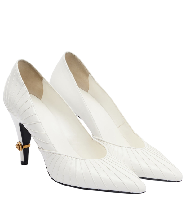 Zapatos de salón de piel Medusa de Versace