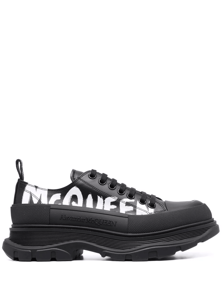 Alexander McQueen Zapatillas Tread Slick con cordones Negro